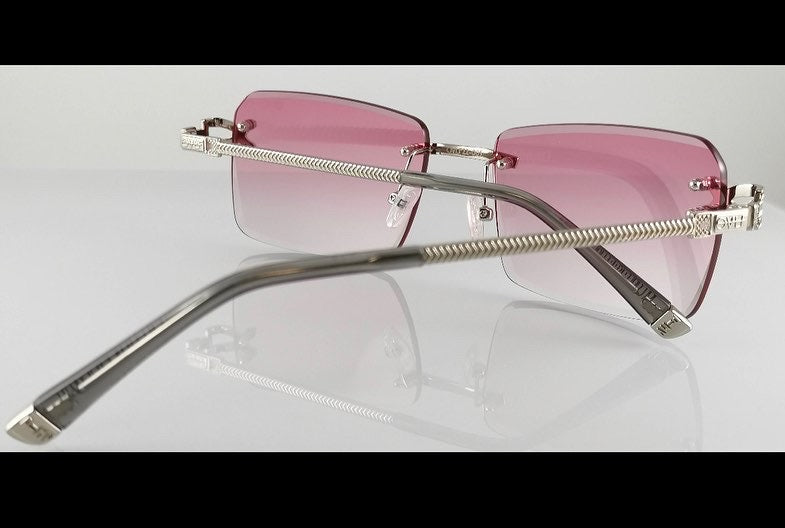 Pink Momentum
